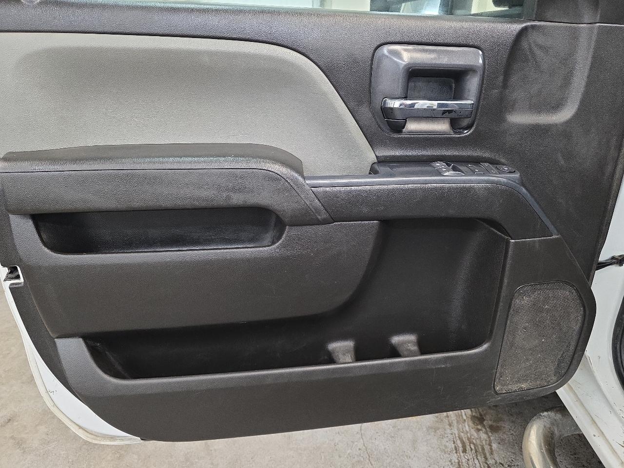 GMC Sierra 3500HD 4WD Reg Cab 162" WB, 83.58" CA 2018