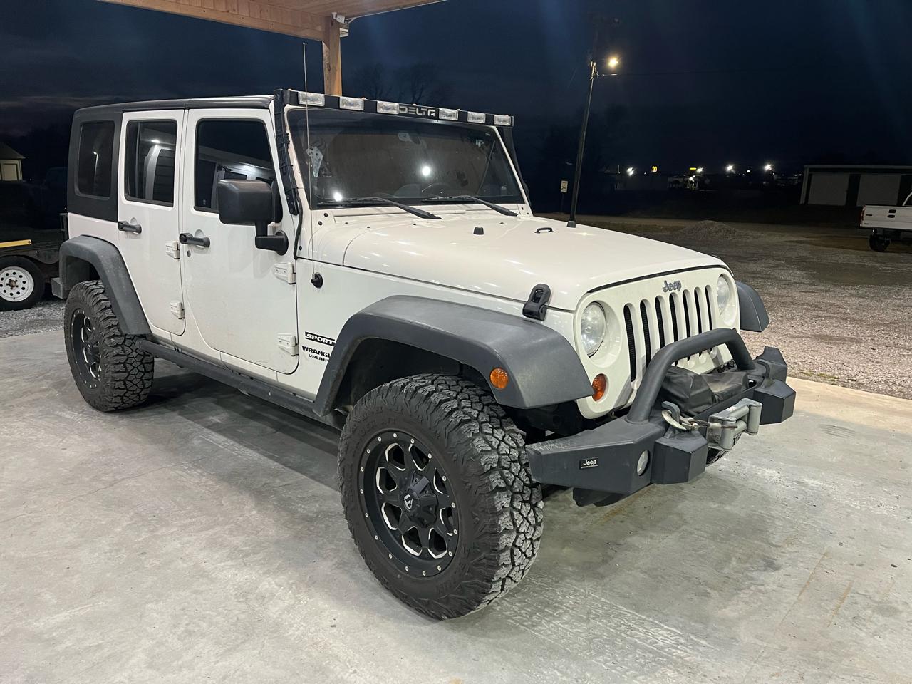 Jeep Wrangler Unlimited 4WD 4dr Sport 2010