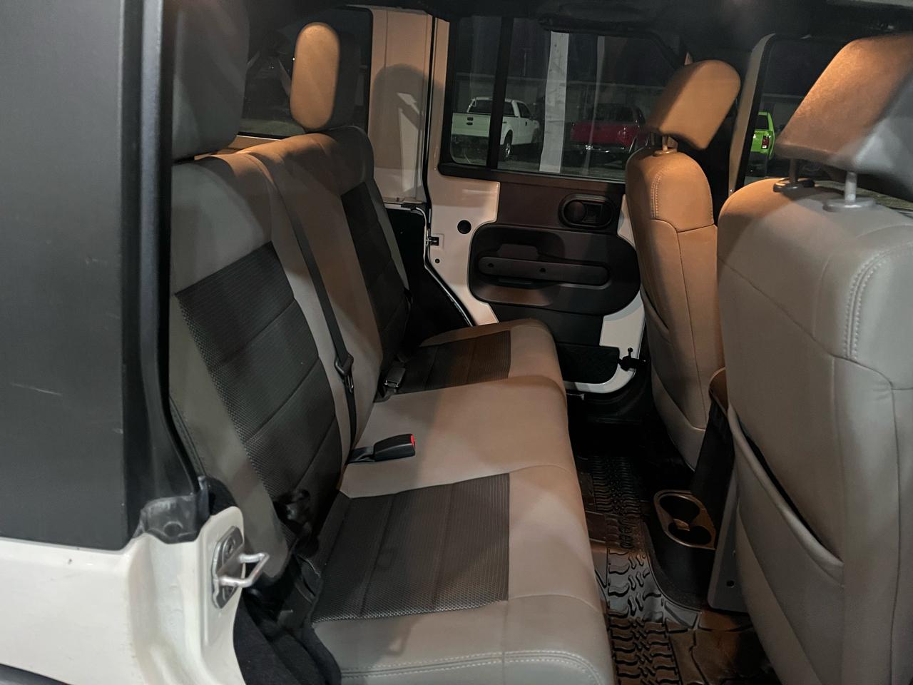 Jeep Wrangler Unlimited 4WD 4dr Sport 2010