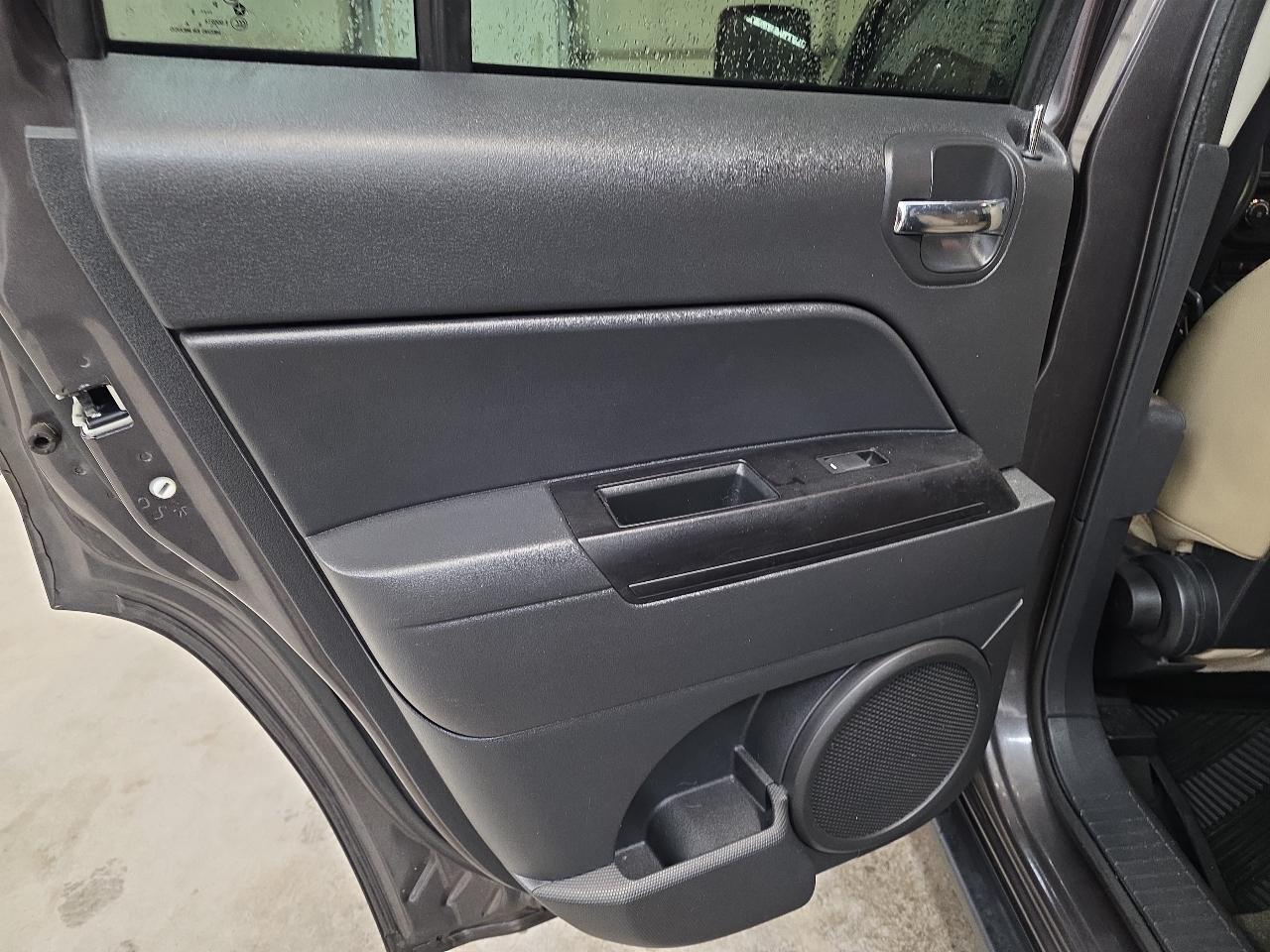 Jeep Patriot 4WD 4dr 75th Anniversary 2016