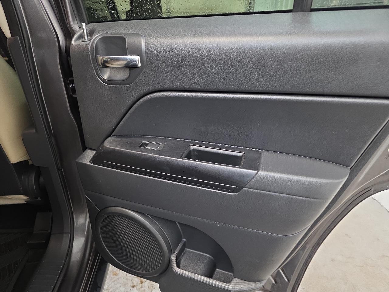 Jeep Patriot 4WD 4dr 75th Anniversary 2016