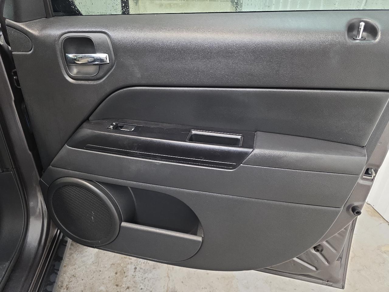 Jeep Patriot 4WD 4dr 75th Anniversary 2016