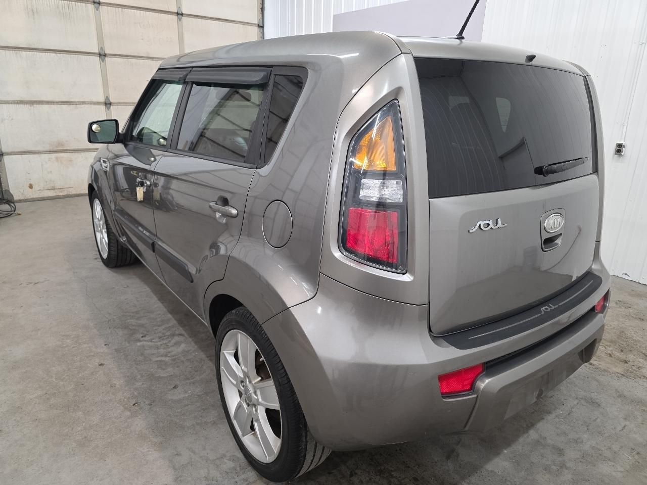 Kia Soul 5dr Wgn Auto ! 2011
