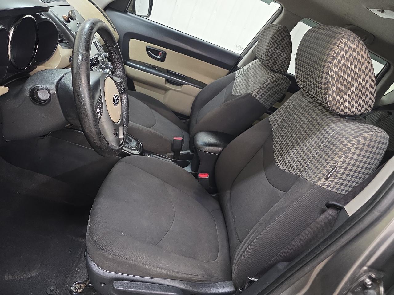 Kia Soul 5dr Wgn Auto ! 2011