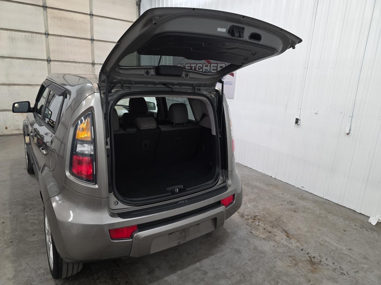 Kia Soul 5dr Wgn Auto ! 2011