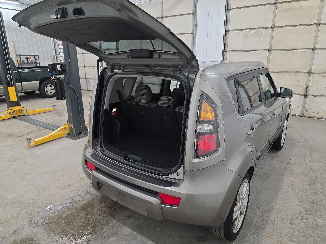 Kia Soul 5dr Wgn Auto ! 2011