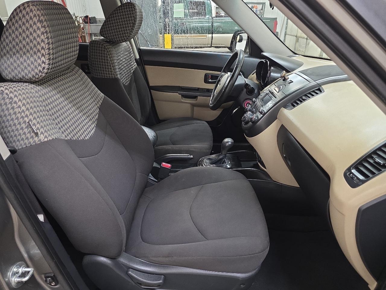 Kia Soul 5dr Wgn Auto ! 2011