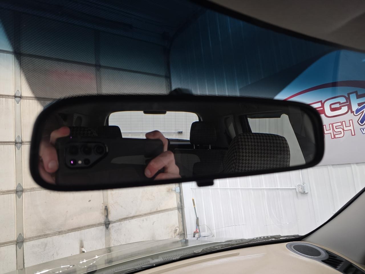 Kia Soul 5dr Wgn Auto ! 2011