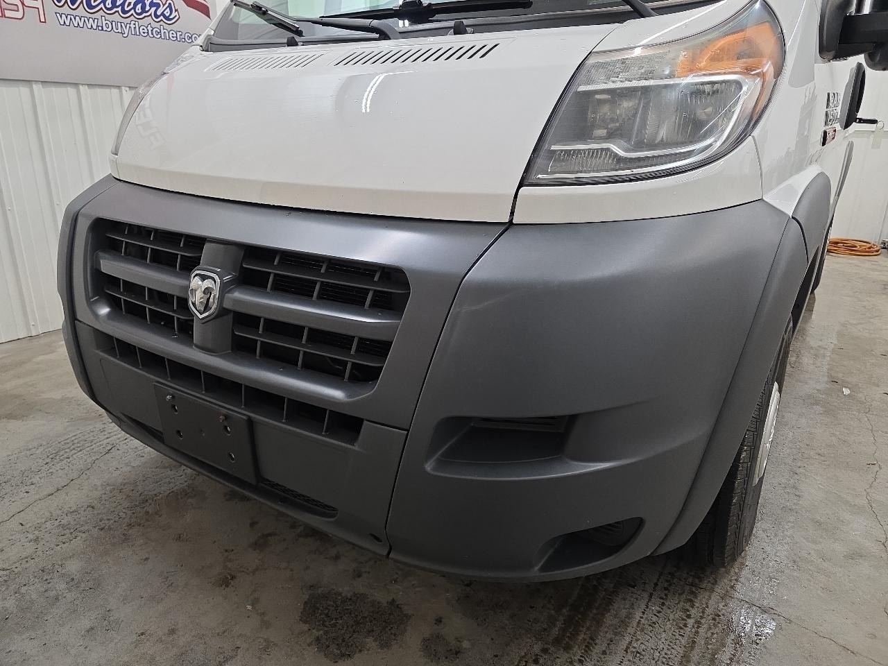 RAM ProMaster Cargo Van 1500 Low Roof 136" WB 2018