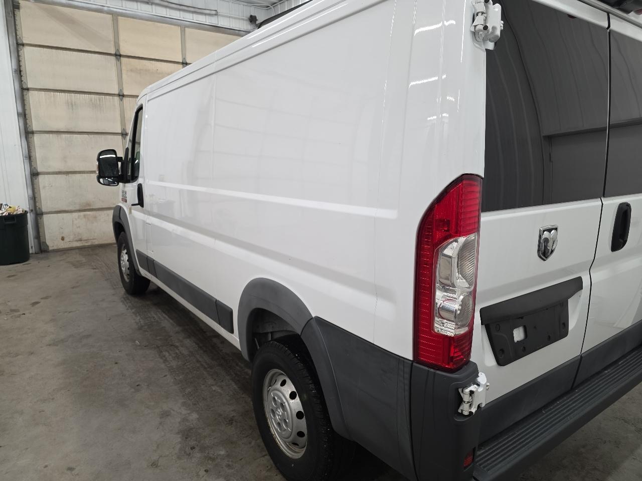 RAM ProMaster Cargo Van 1500 Low Roof 136" WB 2018