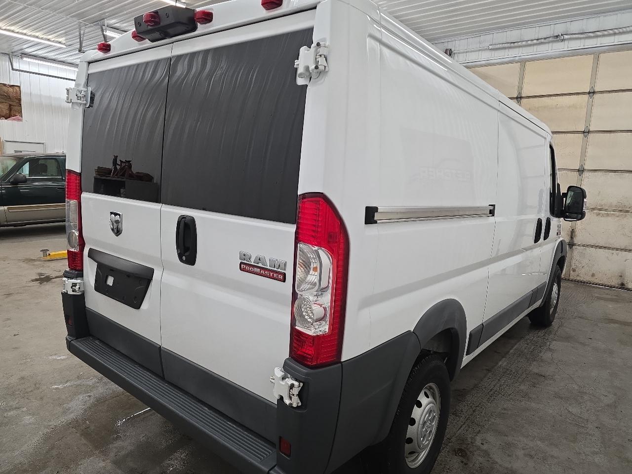 RAM ProMaster Cargo Van 1500 Low Roof 136" WB 2018