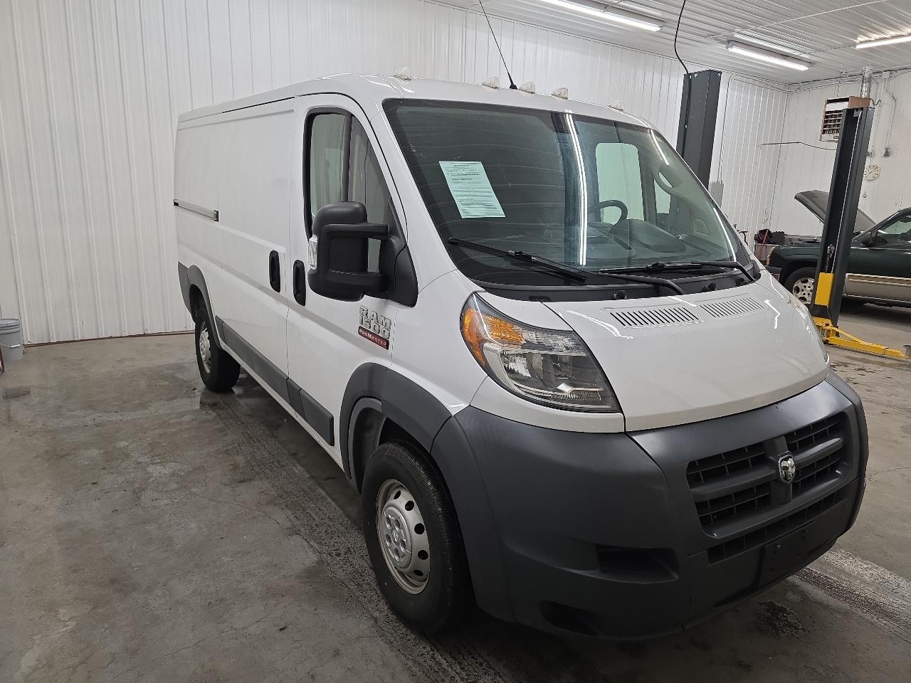 RAM ProMaster Cargo Van 1500 Low Roof 136" WB 2018