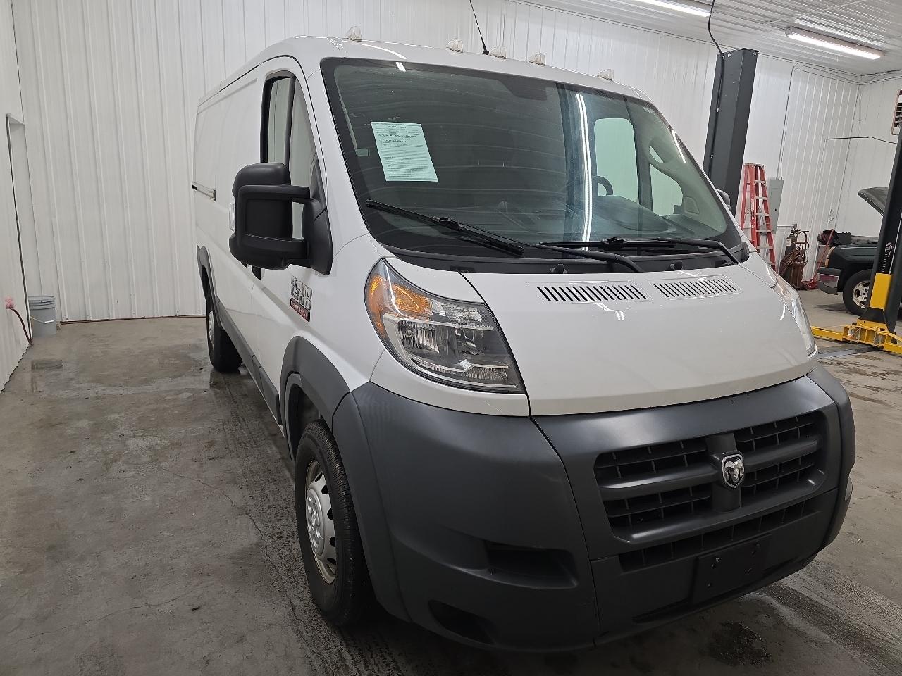 RAM ProMaster Cargo Van 1500 Low Roof 136" WB 2018