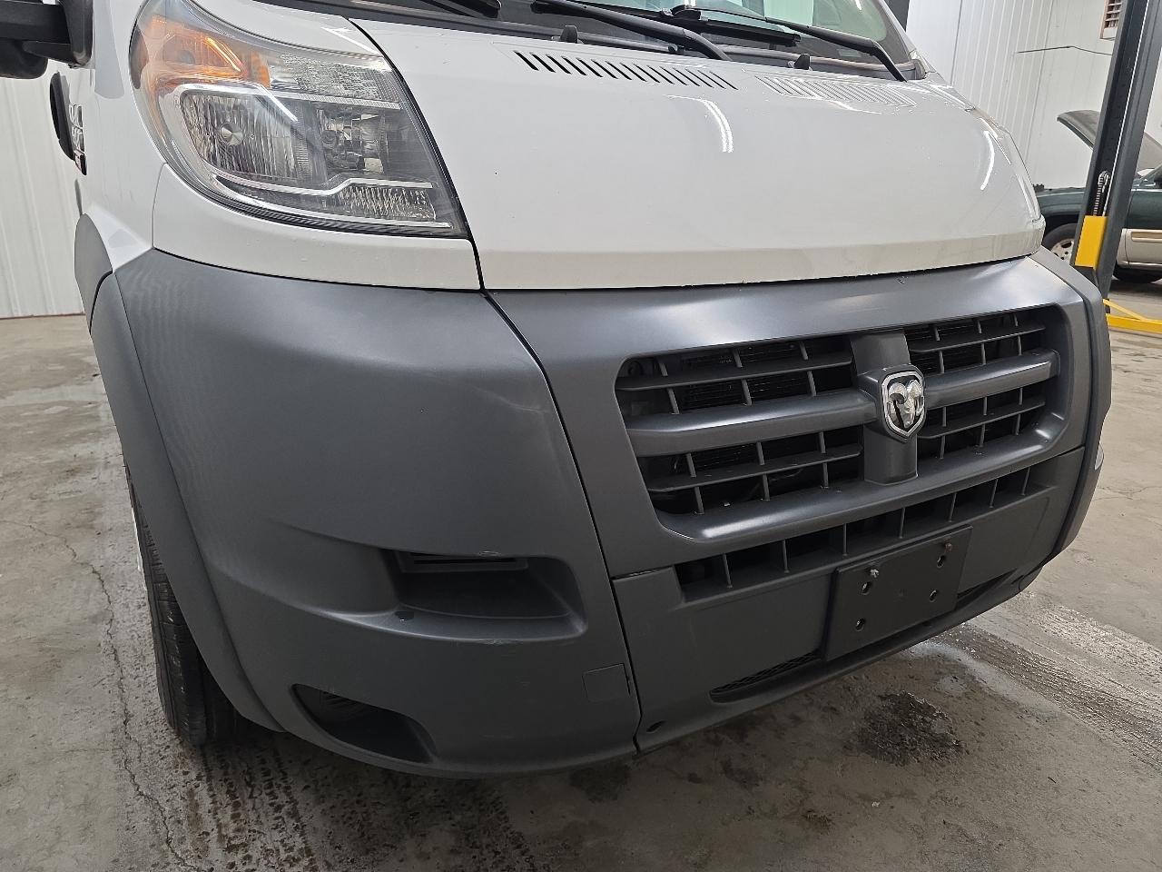 RAM ProMaster Cargo Van 1500 Low Roof 136" WB 2018