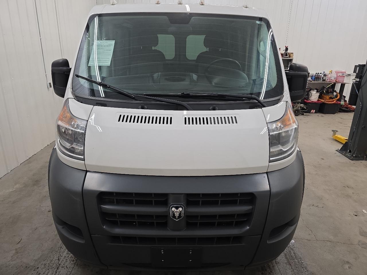 RAM ProMaster Cargo Van 1500 Low Roof 136" WB 2018