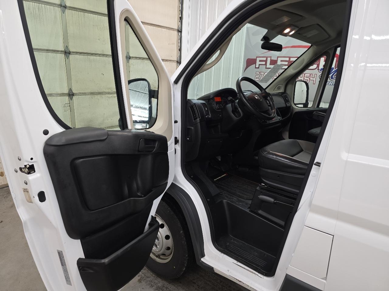 RAM ProMaster Cargo Van 1500 Low Roof 136" WB 2018