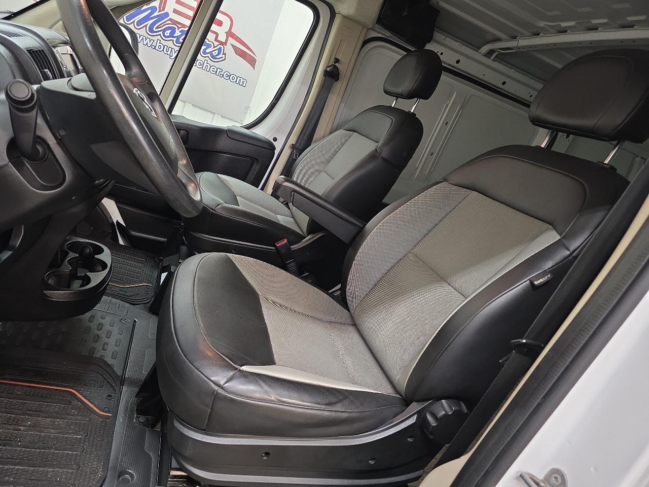 RAM ProMaster Cargo Van 1500 Low Roof 136" WB 2018