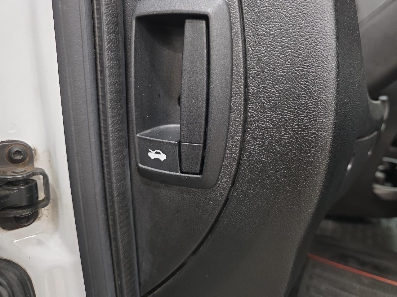 RAM ProMaster Cargo Van 1500 Low Roof 136" WB 2018