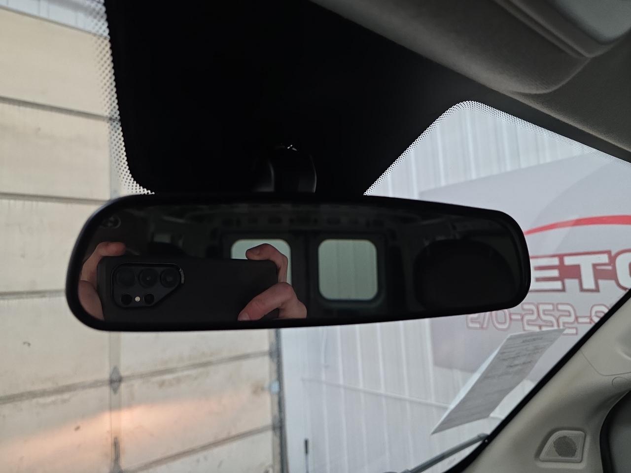 RAM ProMaster Cargo Van 1500 Low Roof 136" WB 2018