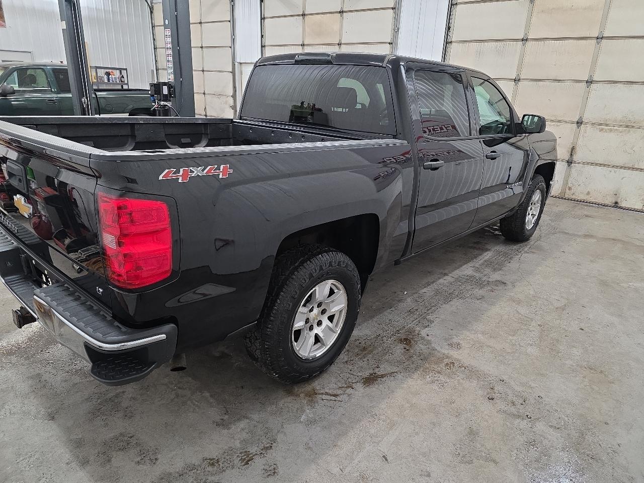 Chevrolet Silverado 1500 4WD Crew Cab 143.5" LT w/1LT 2014