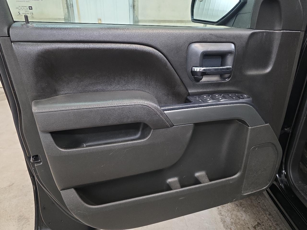 Chevrolet Silverado 1500 4WD Crew Cab 143.5" LT w/1LT 2014