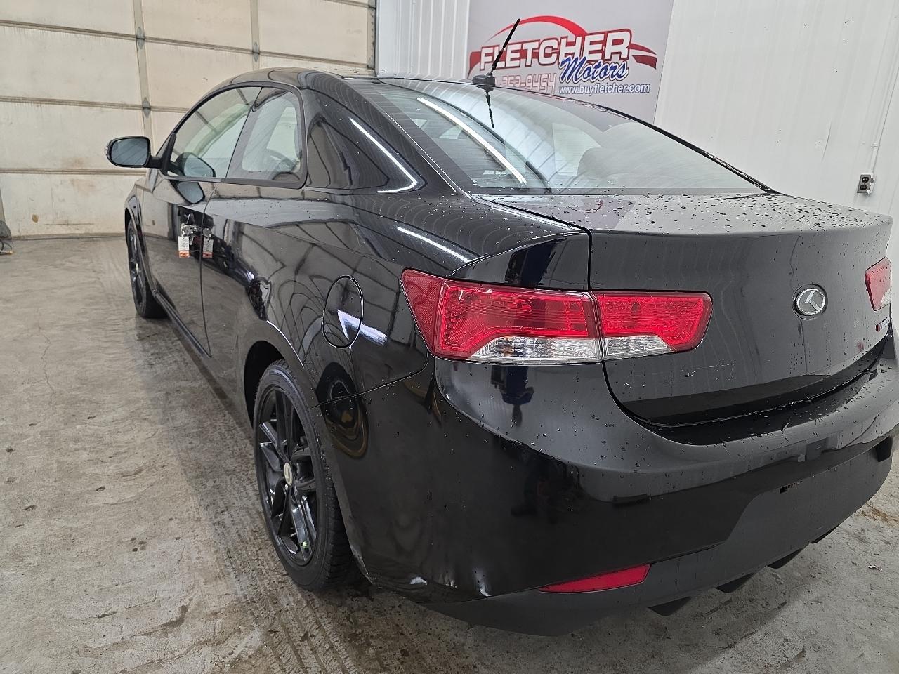 Kia Forte Koup 2dr Cpe Man SX 2010
