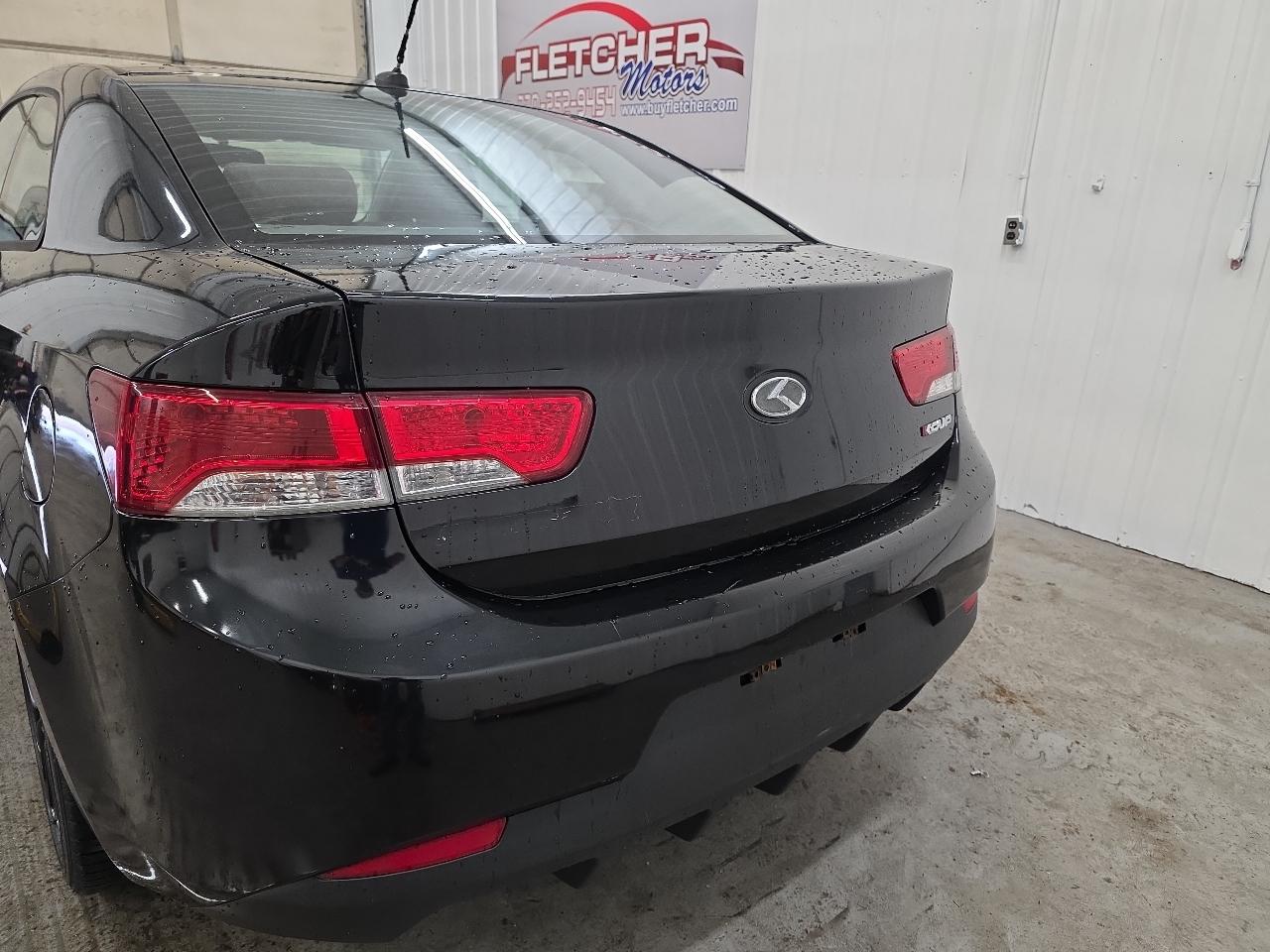 Kia Forte Koup 2dr Cpe Man SX 2010