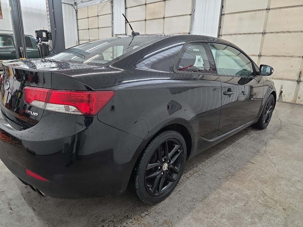 Kia Forte Koup 2dr Cpe Man SX 2010