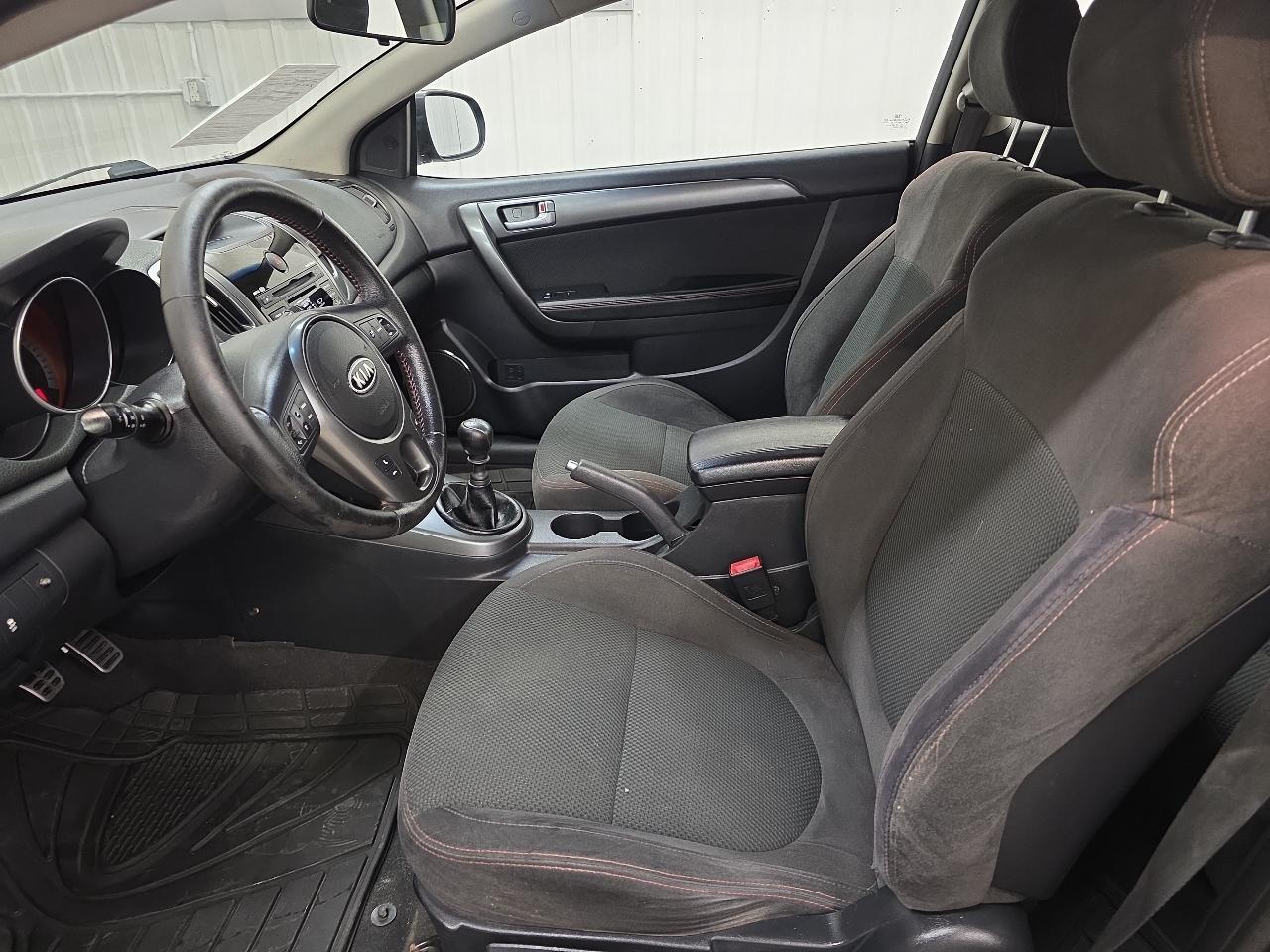 Kia Forte Koup 2dr Cpe Man SX 2010