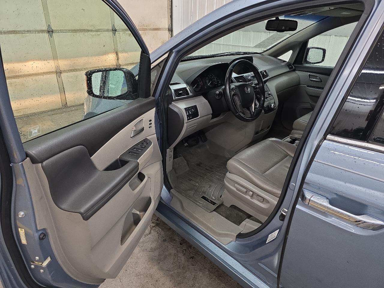 Honda Odyssey 5dr Touring 2012