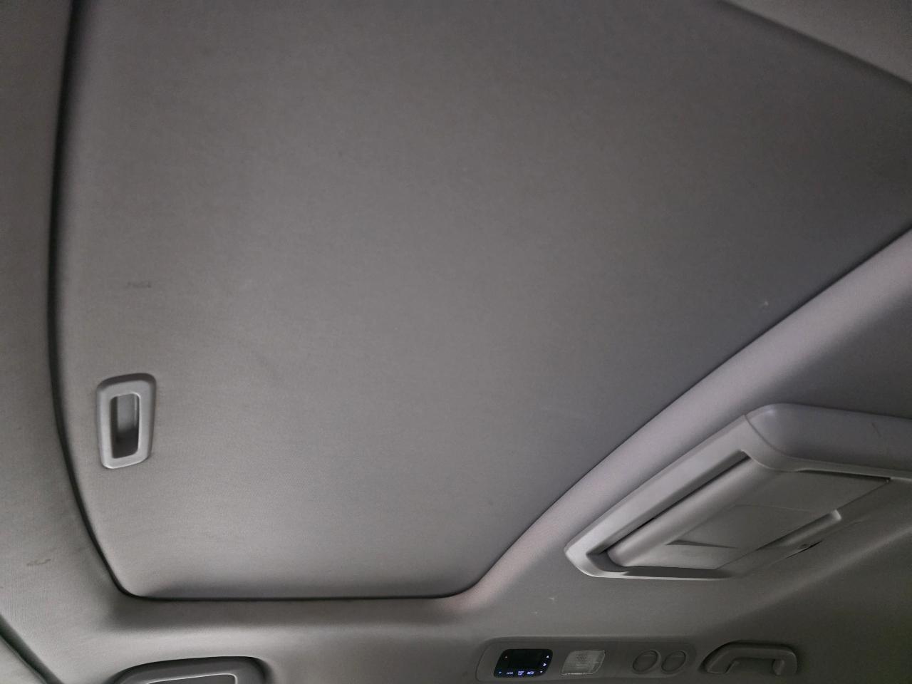 Honda Odyssey 5dr Touring 2012