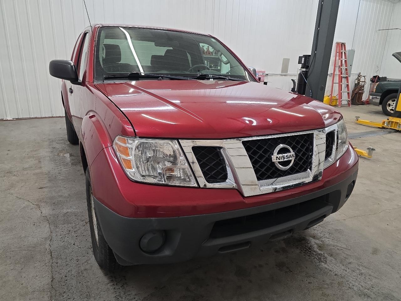 Nissan Frontier 2WD King Cab I4 Auto SV 2015