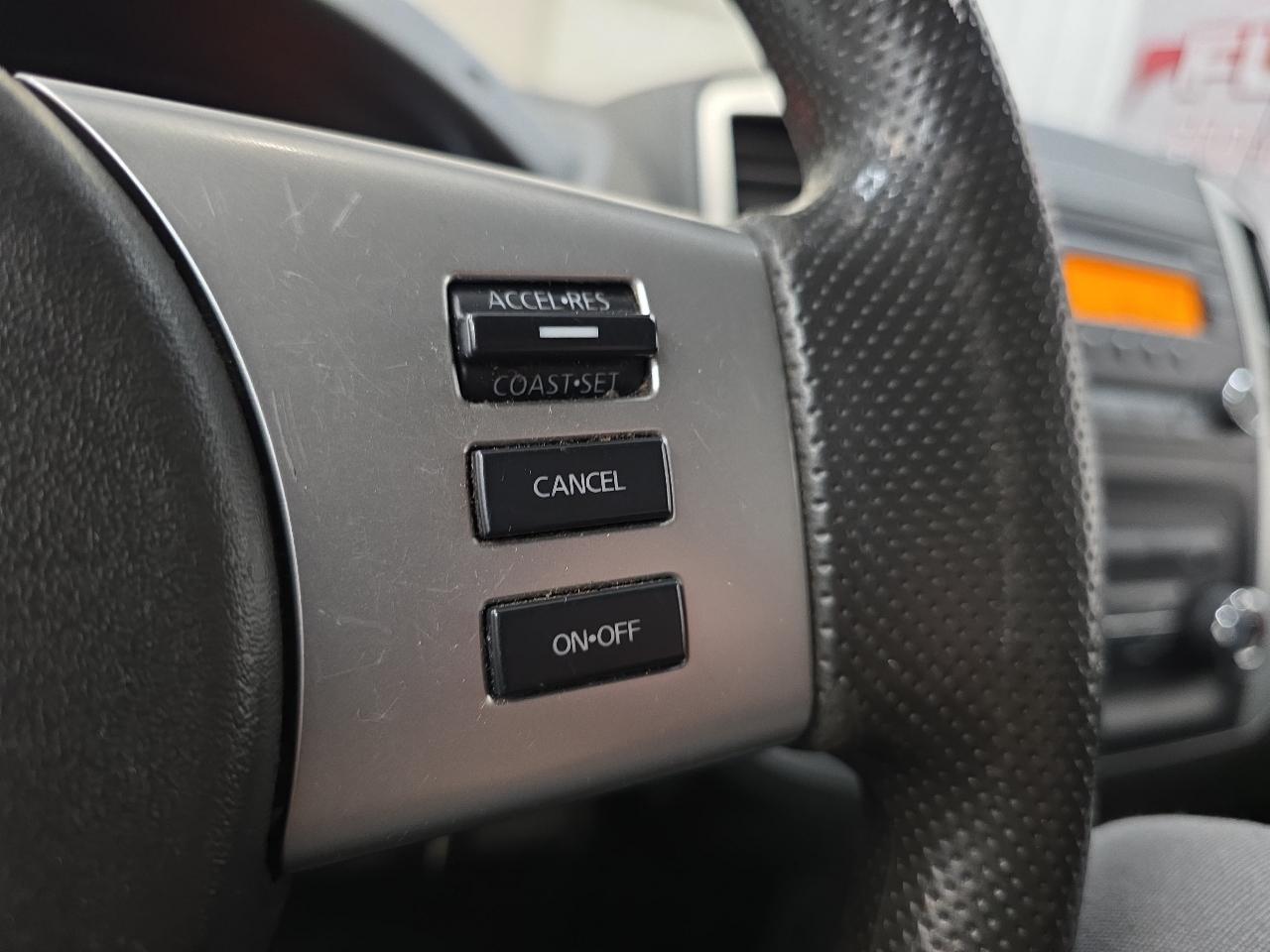 Nissan Frontier 2WD King Cab I4 Auto SV 2015