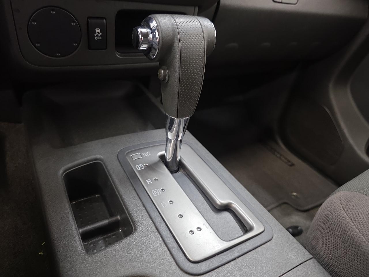 Nissan Frontier 2WD King Cab I4 Auto SV 2015