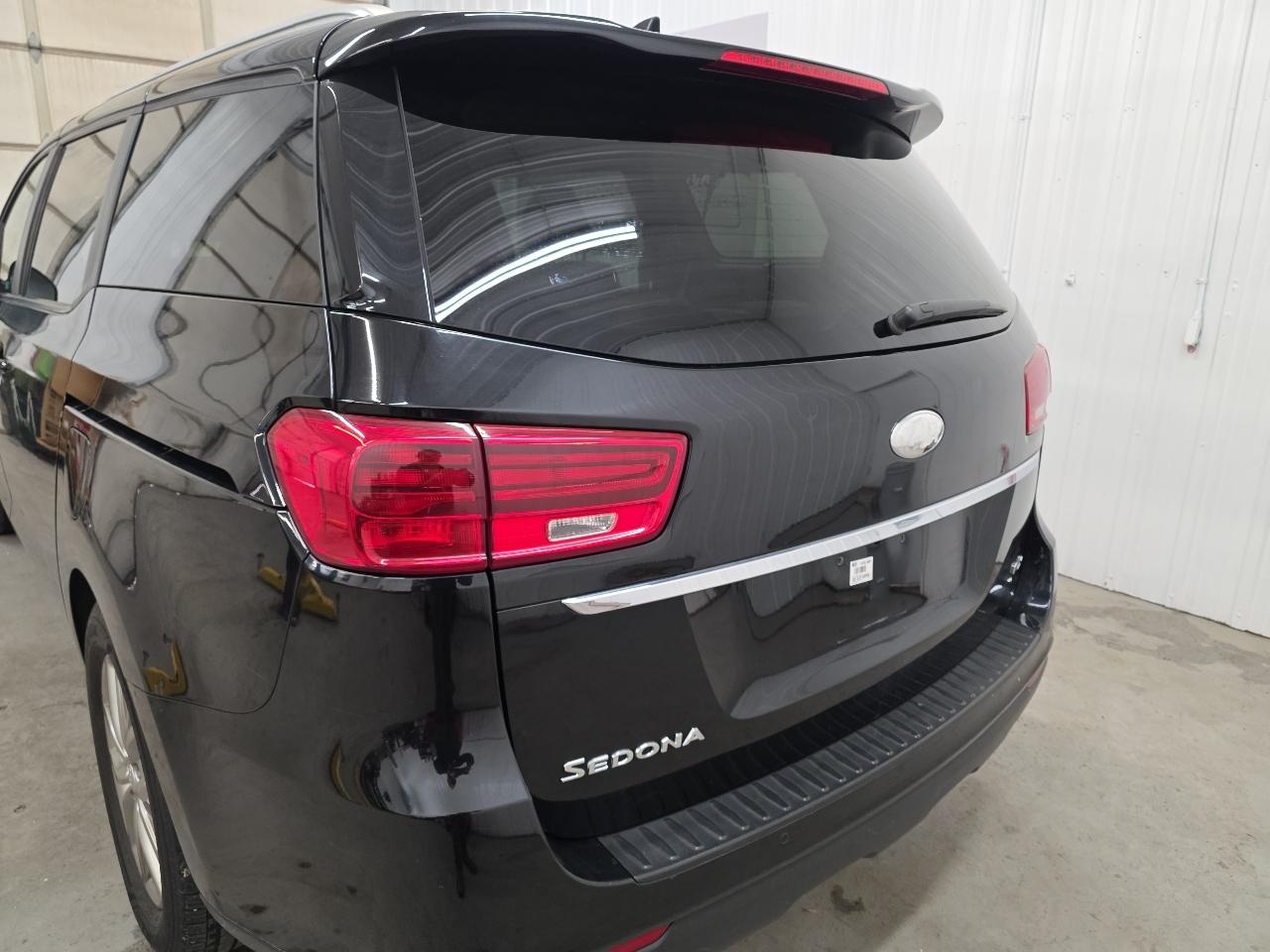 Kia Sedona EX FWD 2019