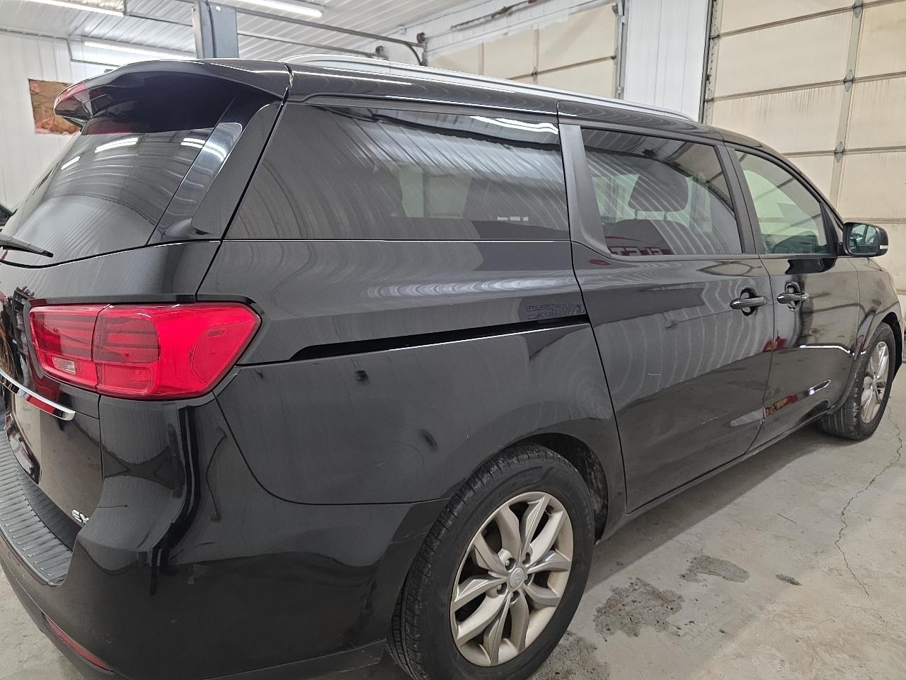 Kia Sedona EX FWD 2019
