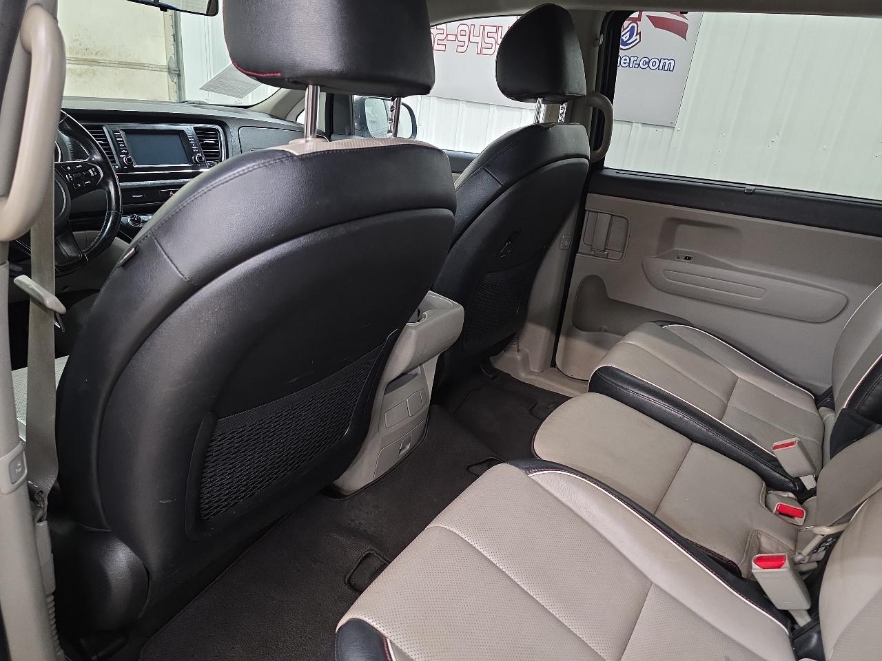 Kia Sedona EX FWD 2019