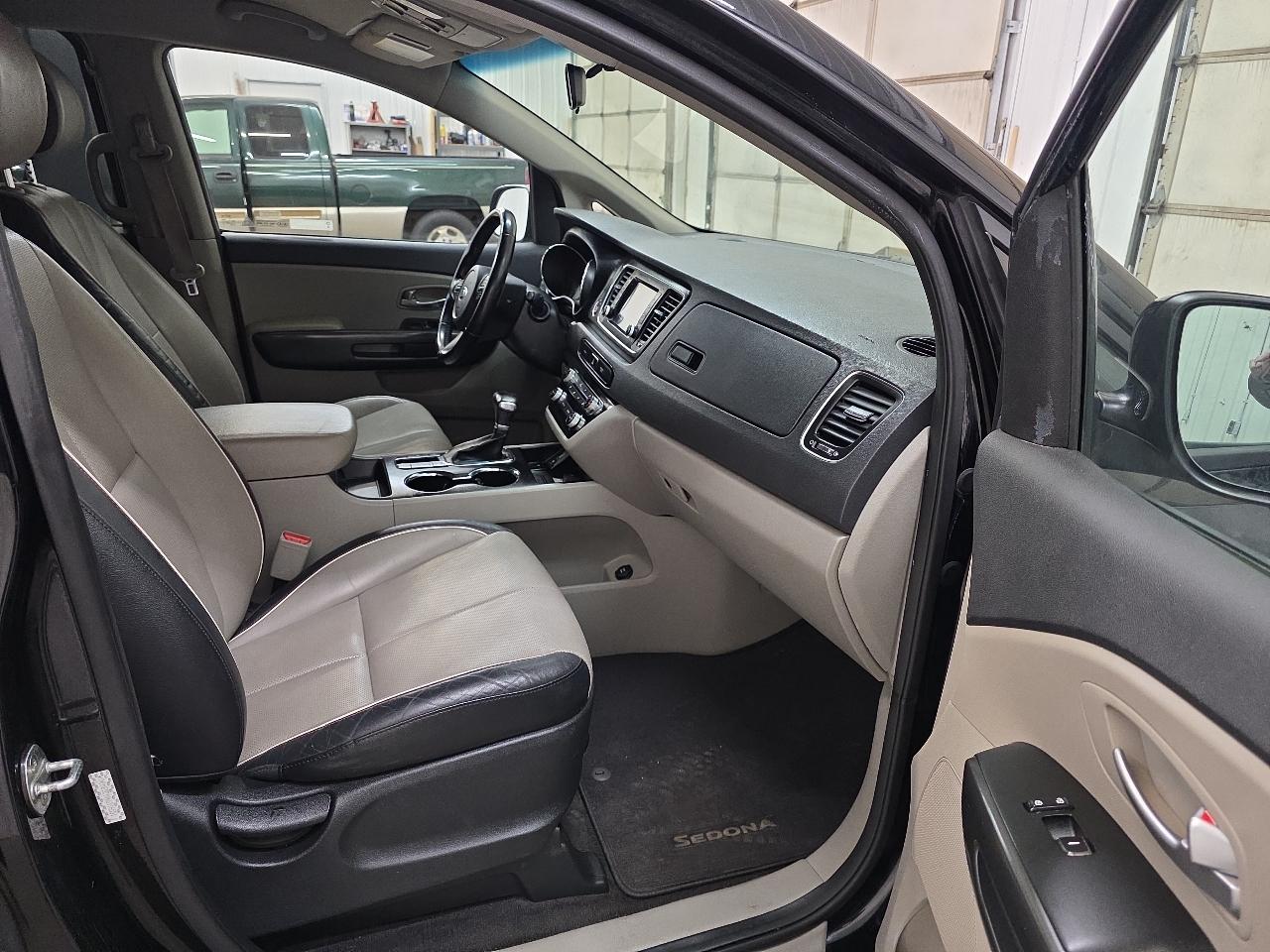 Kia Sedona EX FWD 2019