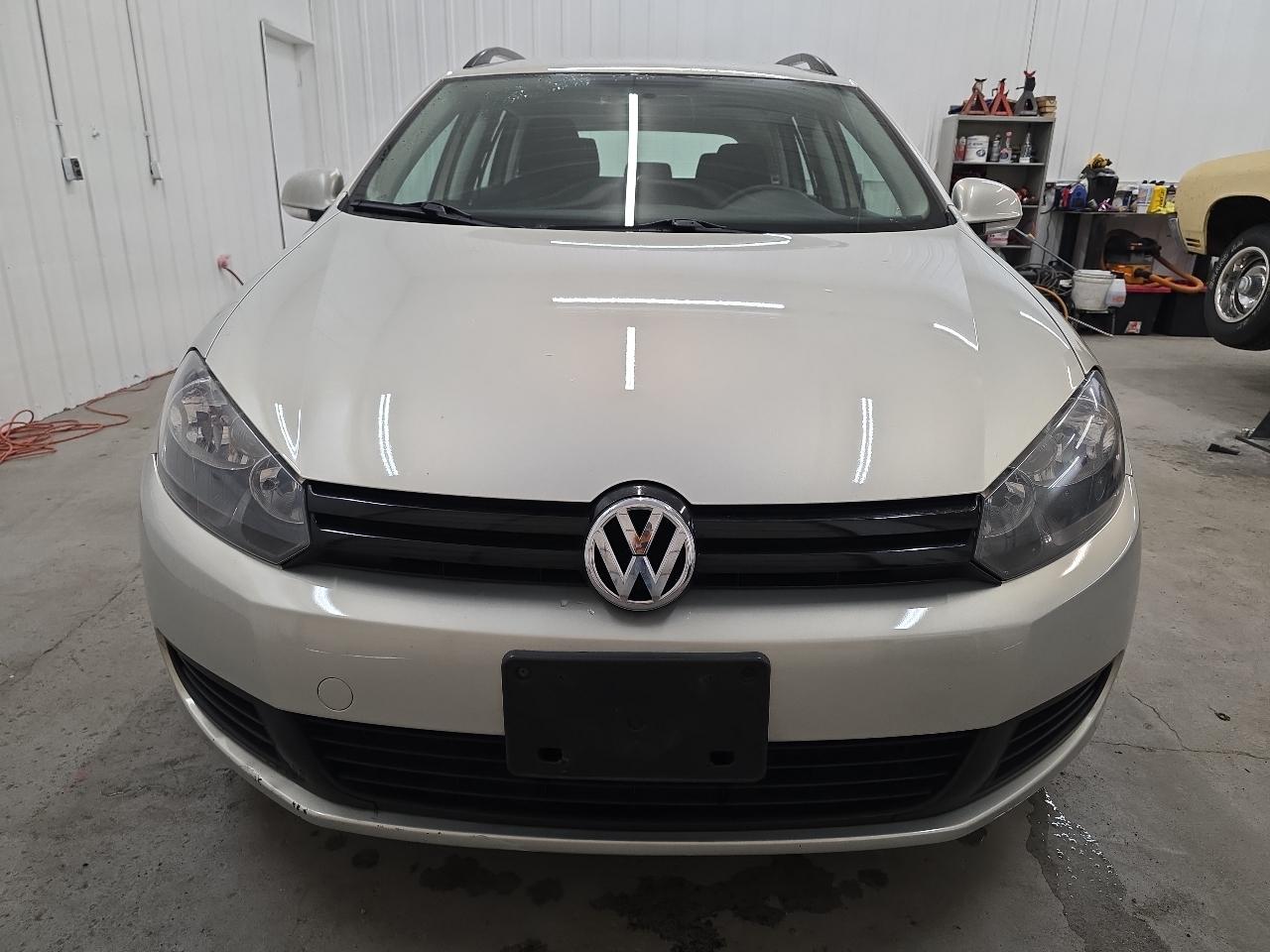 Volkswagen Jetta SportWagen 4dr Auto SE w/Sunroof 2012