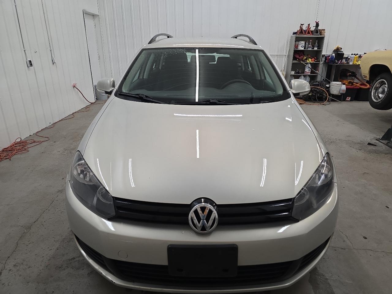 Volkswagen Jetta SportWagen 4dr Auto SE w/Sunroof 2012
