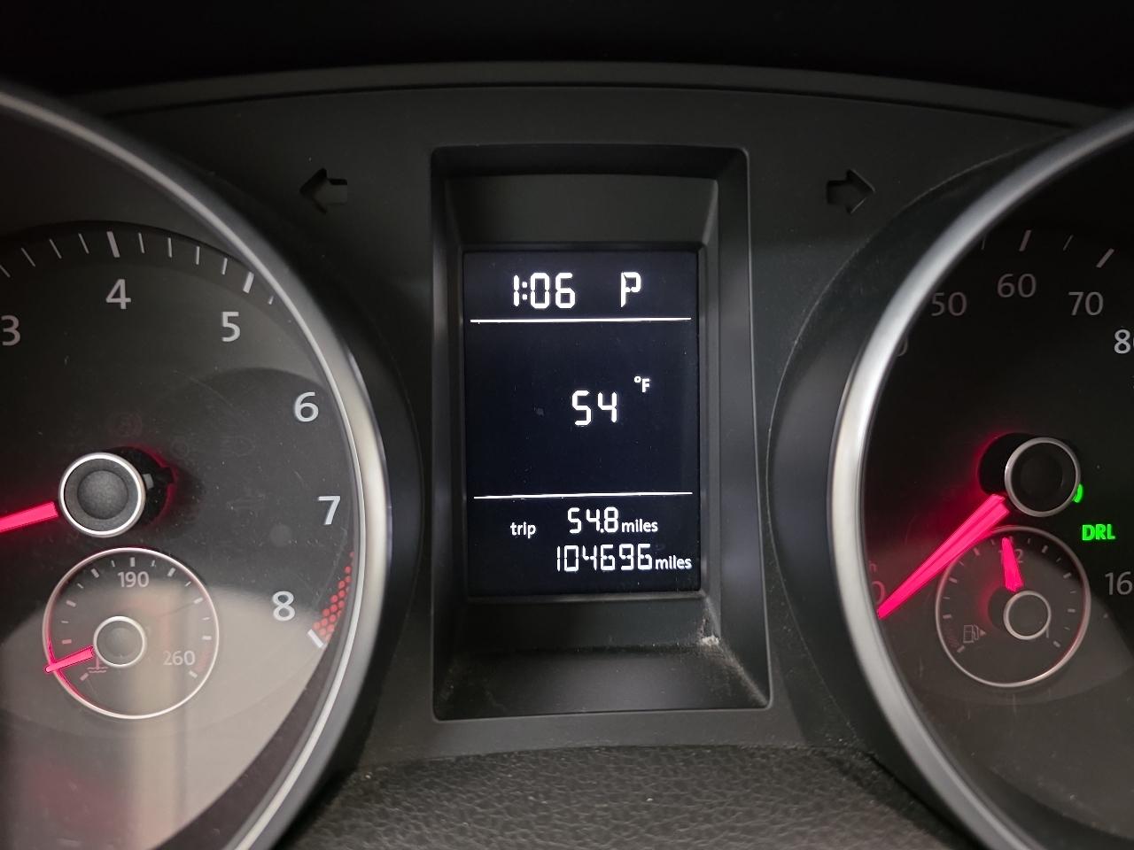 Volkswagen Jetta SportWagen 4dr Auto SE w/Sunroof 2012