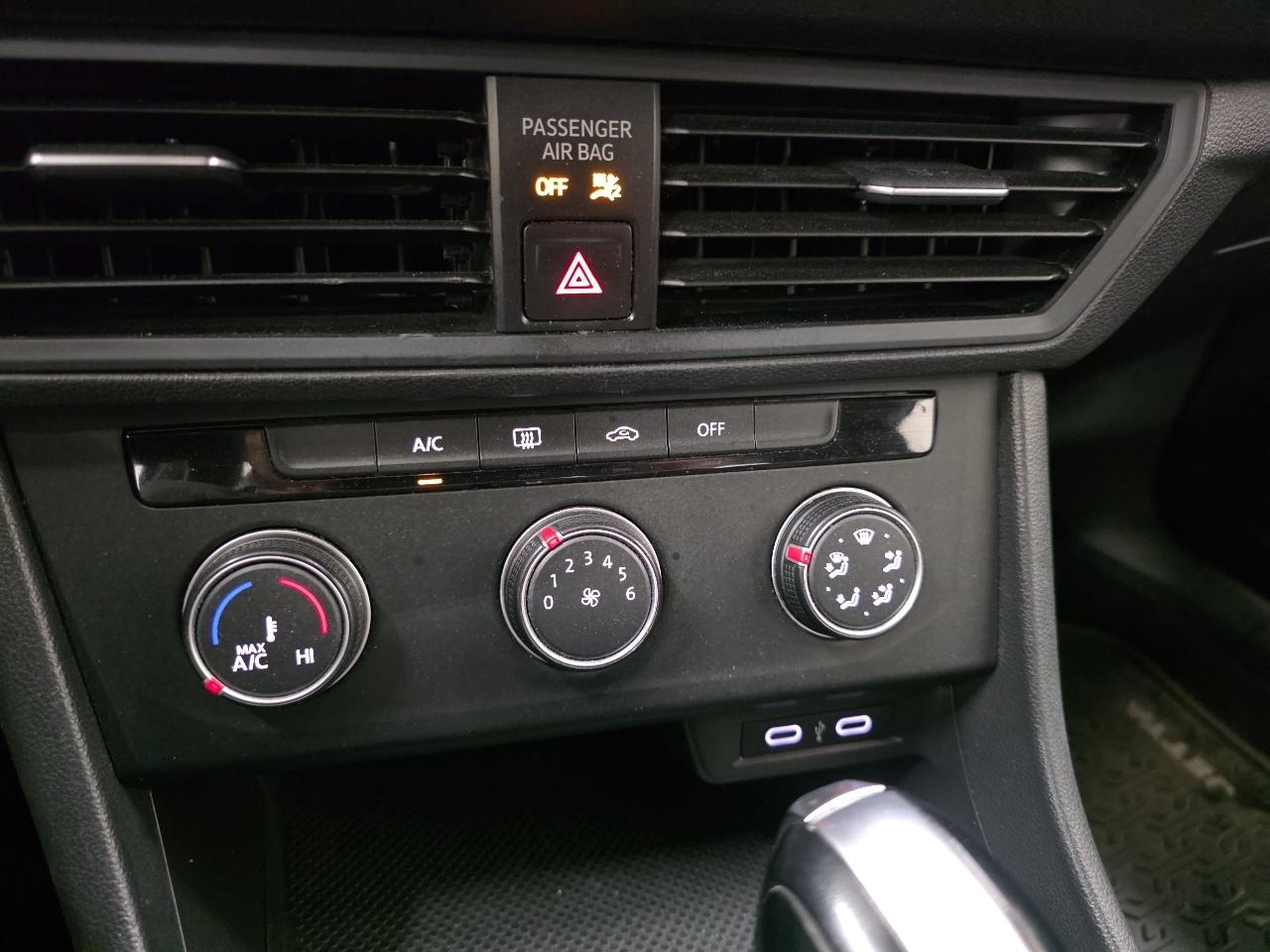 Volkswagen Jetta S Auto w/SULEV 2020