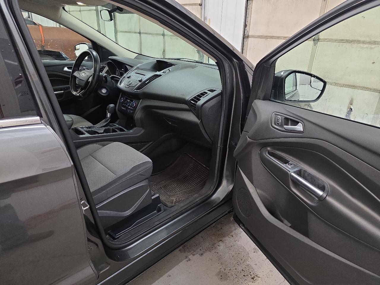 Ford Escape SE 4WD 2017