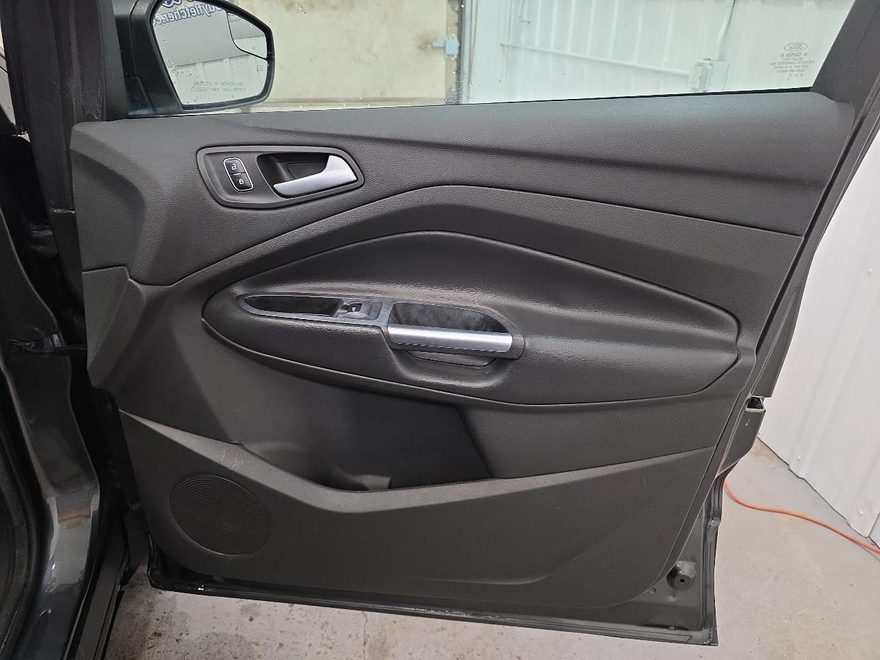 Ford Escape SE 4WD 2017