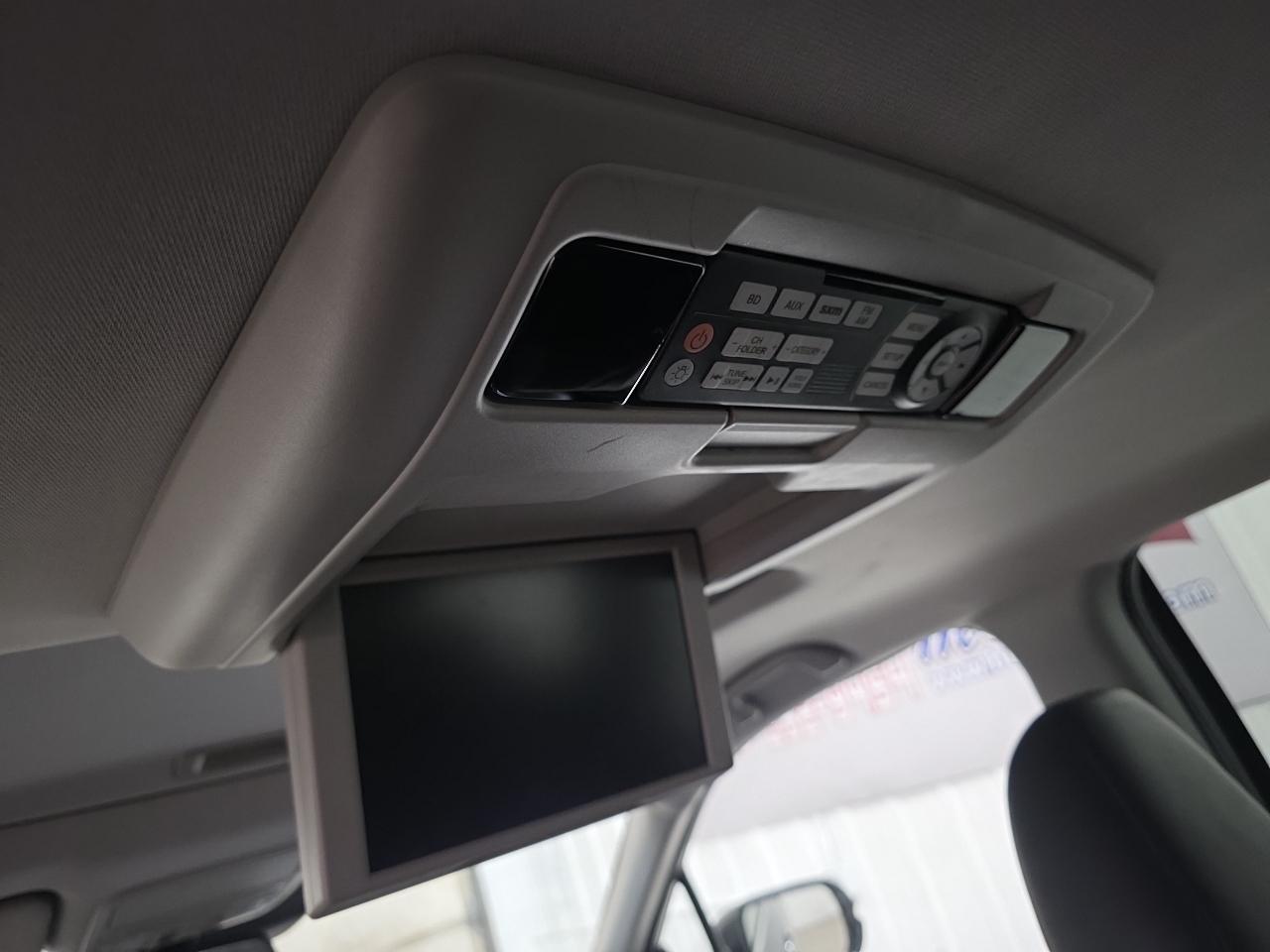 Honda Pilot AWD 4dr Touring w/RES & Navi 2016