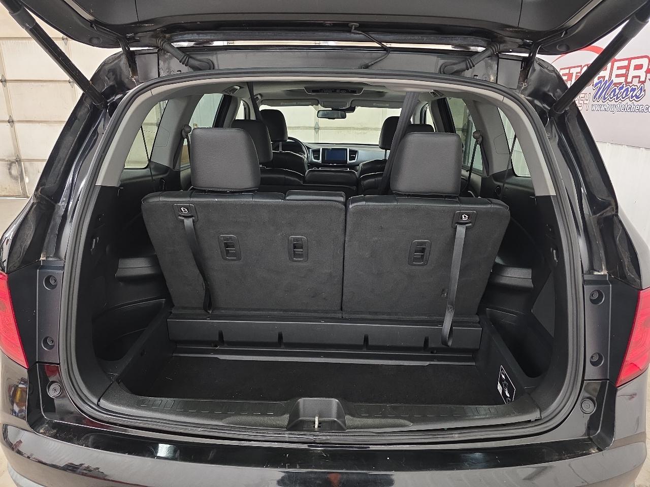 Honda Pilot AWD 4dr Touring w/RES & Navi 2016