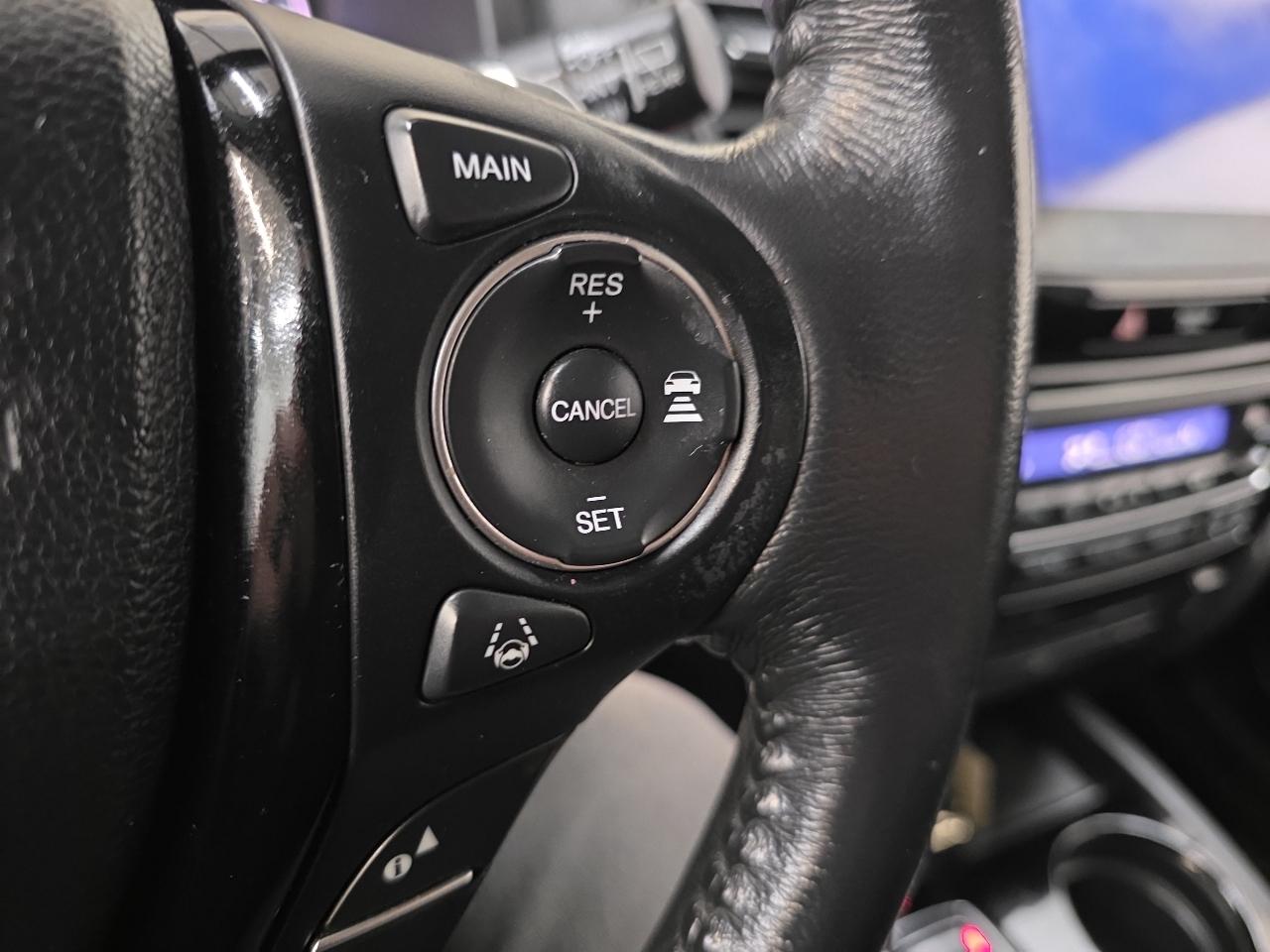 Honda Pilot AWD 4dr Touring w/RES & Navi 2016