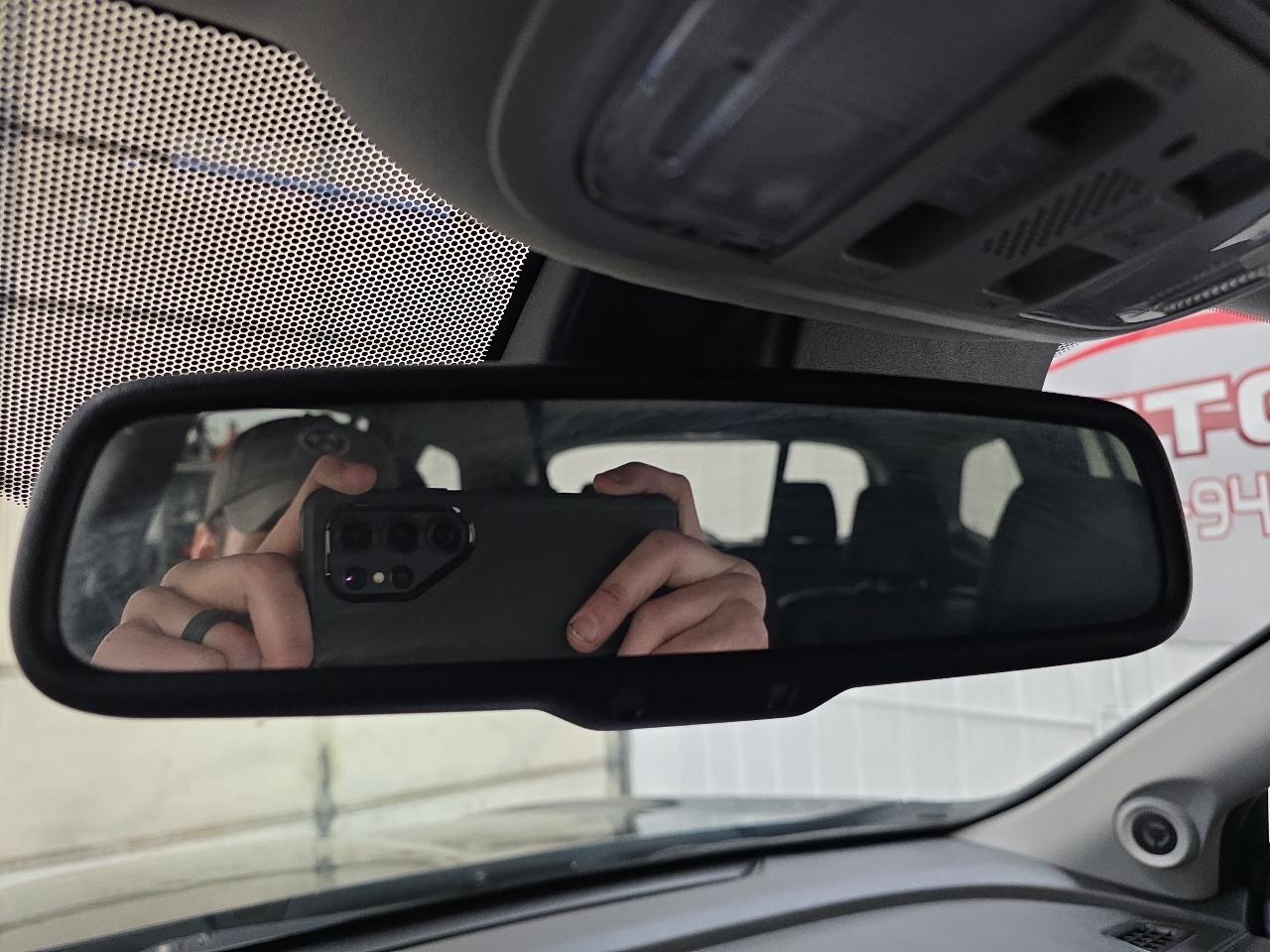 Honda Pilot AWD 4dr Touring w/RES & Navi 2016