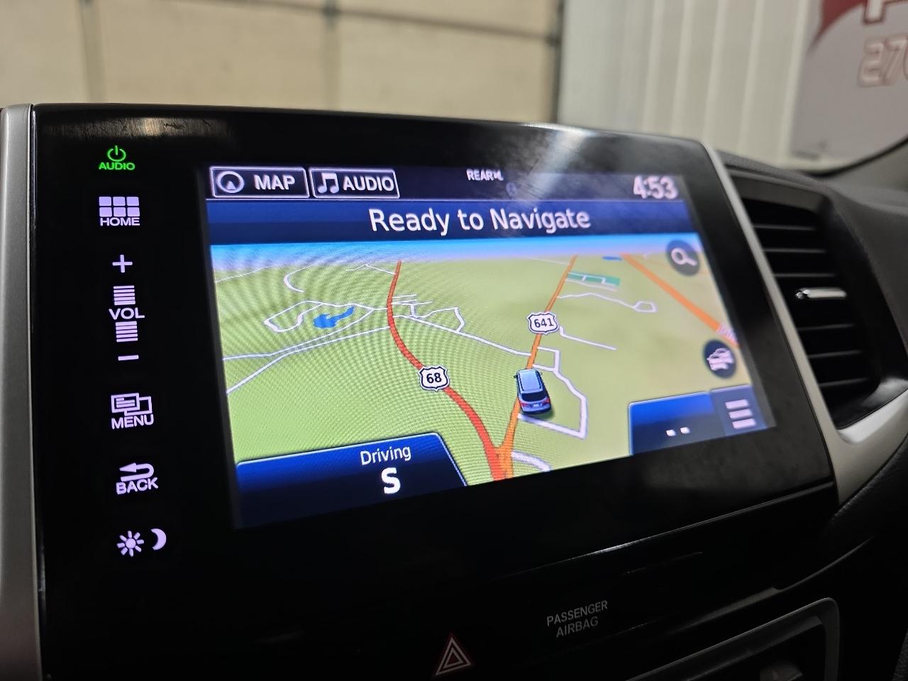 Honda Pilot AWD 4dr Touring w/RES & Navi 2016