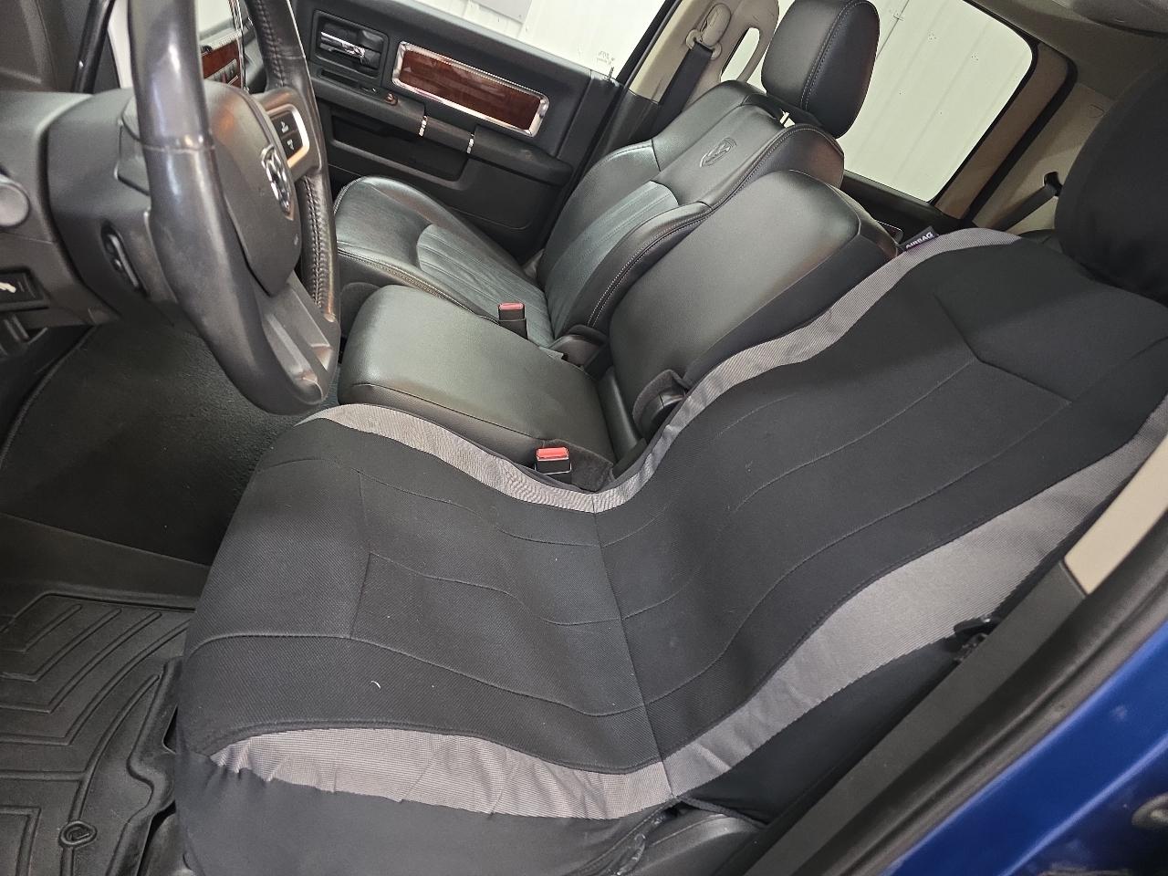 Dodge Ram 1500 4WD Crew Cab 140.5" Laramie 2009